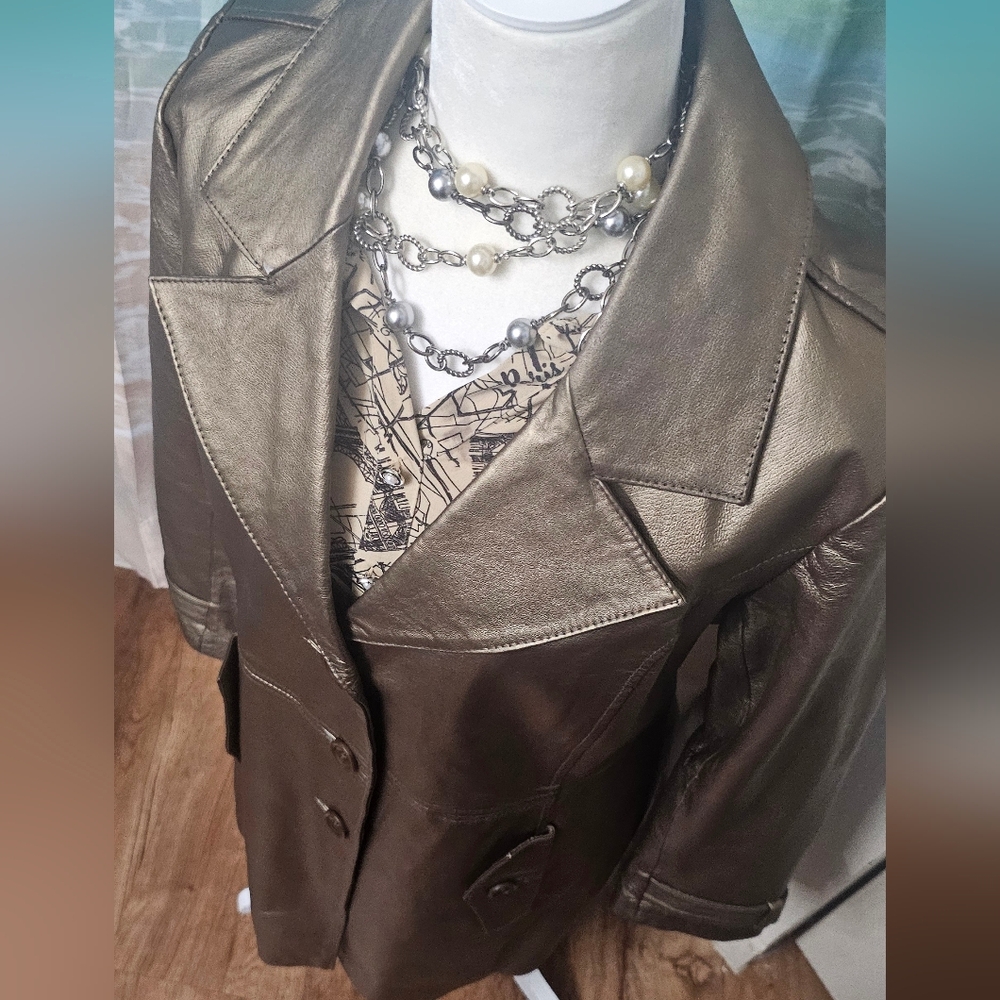 Metallic LEATHER Coat - Picture 3 of 5